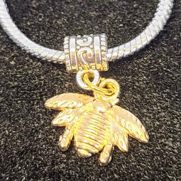 Handmade Mixed Metal Bumblebee Charm Bracelet - Picture 2 of 6